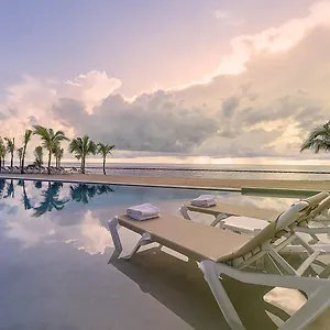 Hotel Sensira And Riviera Maya